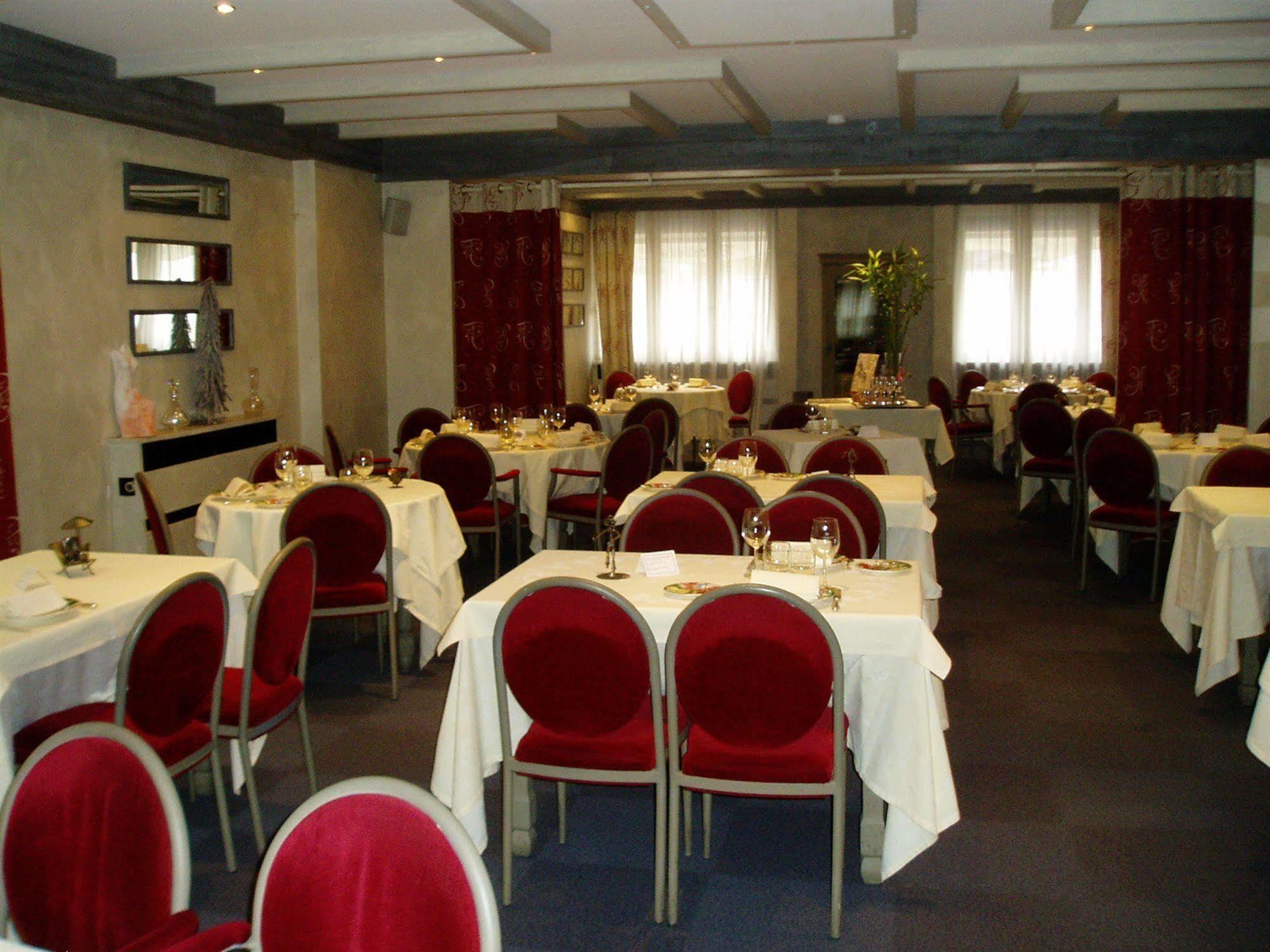 La Poste Hotel Vitry-le-François Exterior foto